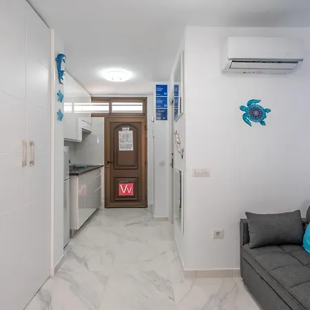 Luna Apartment